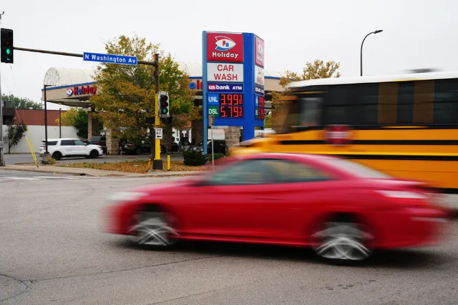 Fuel prices at record Labor Day high